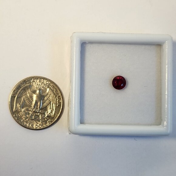 NIB VTG "Fissure Filled Ruby" 5.75mm 0.97cts Round Loose Gemstone - Picture 3 of 5